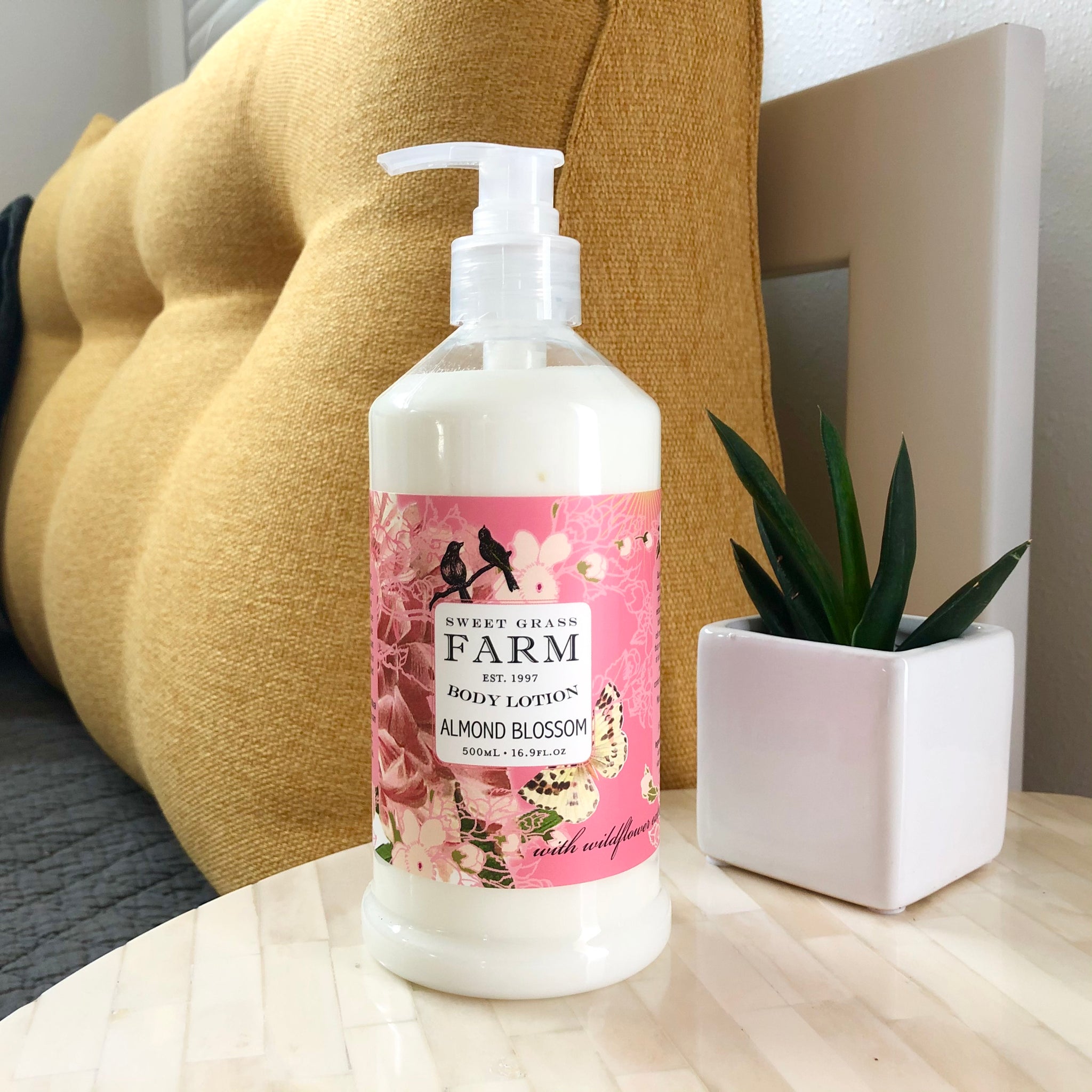 Sweet Grass Farm: Body Lotion & Liquid Soap Caddy Set